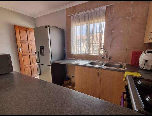 1 BEDROOM APARTMENT FOR SALE IN NEWMARK ESTATE